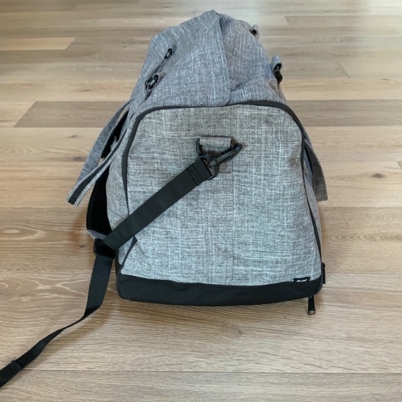 herschel bennett duffle